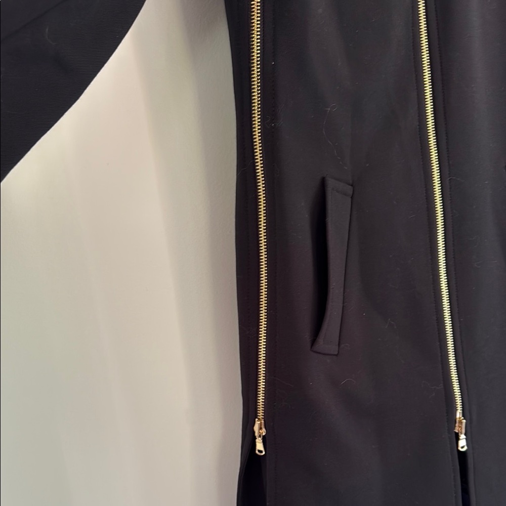 Carlisle Women's Wool Coat - Picture 5 of 16